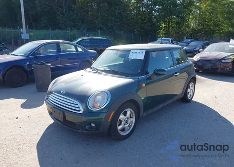 2010 Mini Cooper from USA, damaged, VIN WMWMF3C5XATZ27576